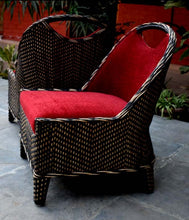 Load image into Gallery viewer, Tawang Sofa Chair