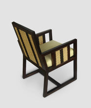 Load image into Gallery viewer, Sovima Chair